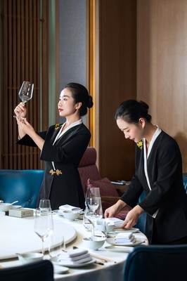 光影盛宴 天然台1908餐饮服务的摄影艺术与体验美学